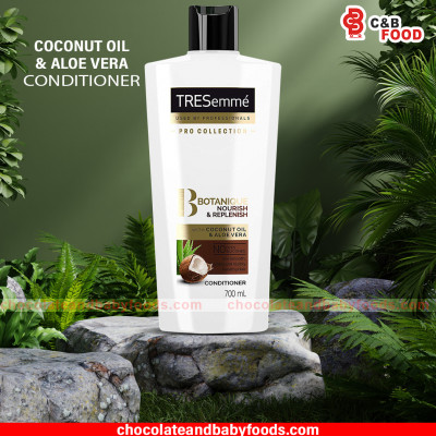 Tresemme Botanique Noursh & Replenish with Coconut Oil & Aloe Vera Conditioner 700ml