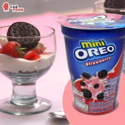 Mini Oreo Strawberry Sandwich Biscuits 61.3G